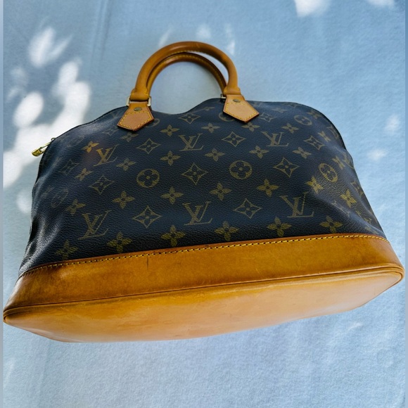 Louis Vuitton Alma Pm - Picture 14 of 16